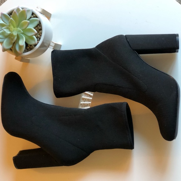 ASOS Shoes - ASOS DESIGN Expose knitted boots